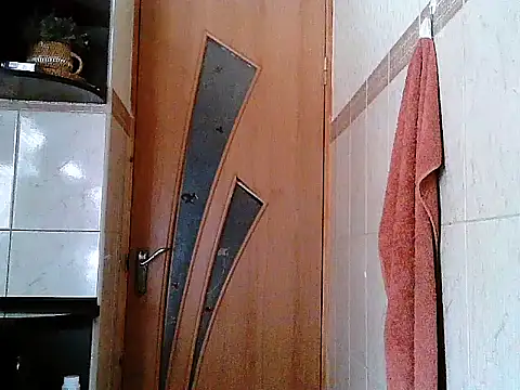 Snapshot of Yuliia30 chatting on February 6, 2026, 7:37 am Yuliia30 online show from February 6, 2026, 7:37 am