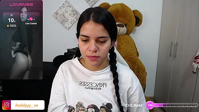 Snapshot of Anddyy__ chatting on November 17, 2025, 2:10 pm Anddyy online show from November 17, 2025, 2:10 pm