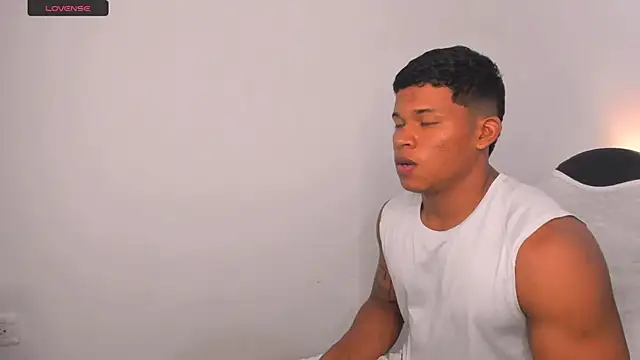 maxsteel177 online show from March 4, 2025, 11:22 pm