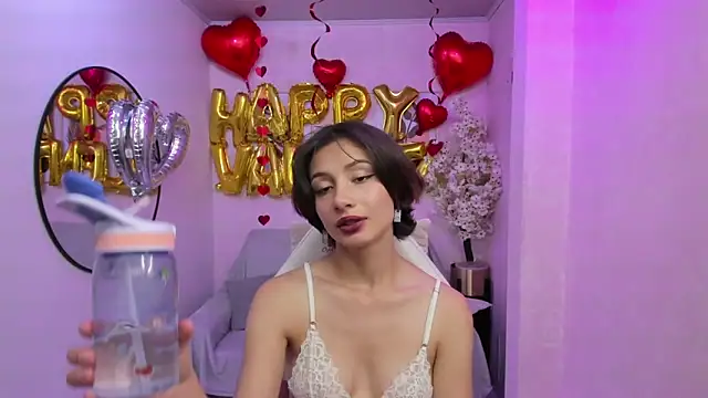 Akaza Hakuji  online show from February 15, 2025, 3:17 pm