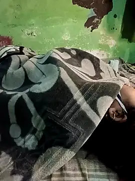 tanvi-cpl2 online show from January 14, 2025, 7:11 pm