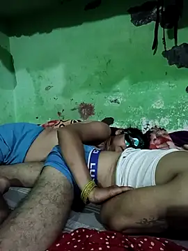 tanvi-cpl2 online show from March 9, 2025, 5:06 pm