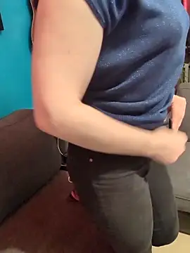 Miss luxiole online show from September 15, 2025, 7:47 pm