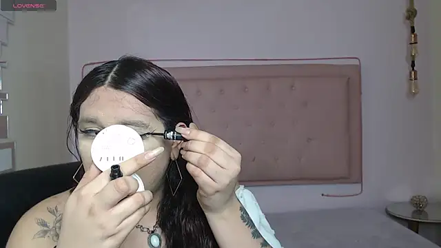 Snapshot of kathepickmanx chatting on November 19, 2025, 3:17 am kathepickmanx online show from November 19, 2025, 3:17 am