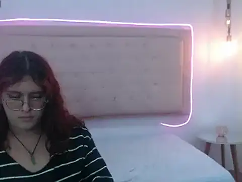 Snapshot of kathepickmanx chatting on March 16, 2025, 1:27 pm kathepickmanx online show from March 16, 2025, 1:27 pm