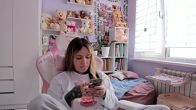 Catharsisi online show from March 22, 2026, 11:45 am