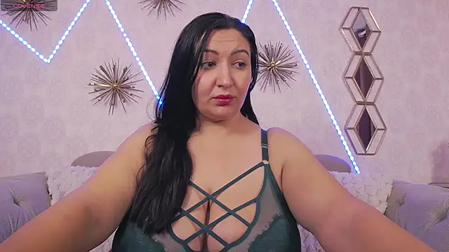 Snapshot of BustyEva_ chatting on November 14, 2025, 4:54 pm BustyEva online show from November 14, 2025, 4:54 pm