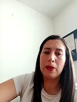 Snapshot of CHARLOTTE_1711 chatting on January 19, 2025, 7:58 pm CHARLOTTE 1711 online show from January 19, 2025, 7:58 pm