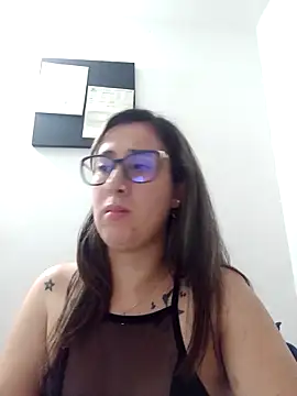 Snapshot of CHARLOTTE_1711 chatting on February 28, 2025, 2:42 am CHARLOTTE 1711 online show from February 28, 2025, 2:42 am