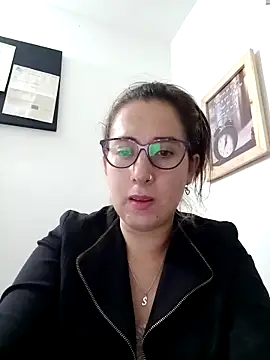 Snapshot of CHARLOTTE_1711 chatting on March 4, 2025, 2:38 am CHARLOTTE 1711 online show from March 4, 2025, 2:38 am