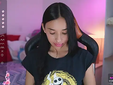 Snapshot of Hade_collinss chatting on March 3, 2025, 9:59 pm Hade collinss online show from March 3, 2025, 9:59 pm