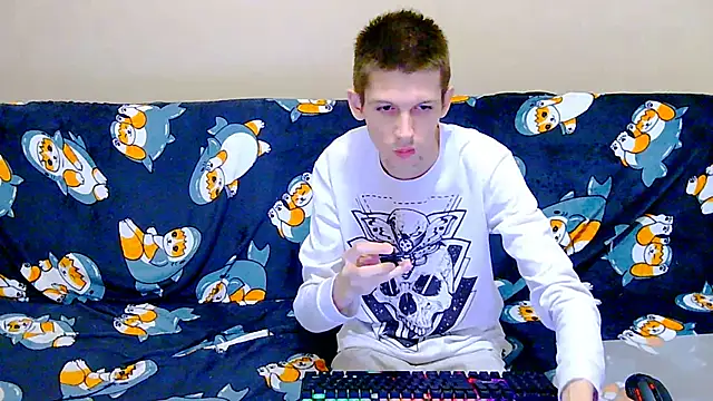 Lester Broo online show from December 15, 2025, 10:43 am