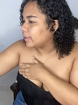 Alexajewels online show from January 13, 2026, 10:24 pm