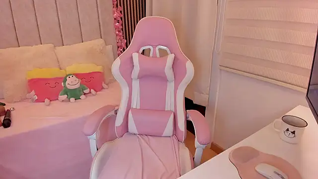 tamy xoo online show from March 26, 2026, 6:17 pm