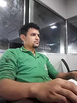 Snapshot of mamauara092 chatting on October 7, 2025, 4:24 am mamauara092 online show from October 7, 2025, 4:24 am