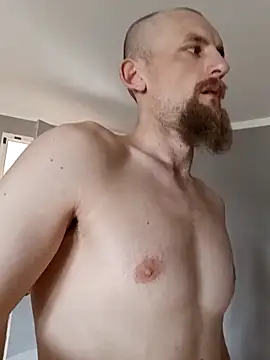 larzik94 online show from March 11, 2026, 10:09 am