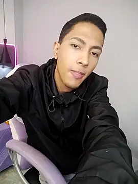 Snapshot of HarolddXL chatting on February 11, 2026, 1:22 pm HarolddXL online show from February 11, 2026, 1:22 pm