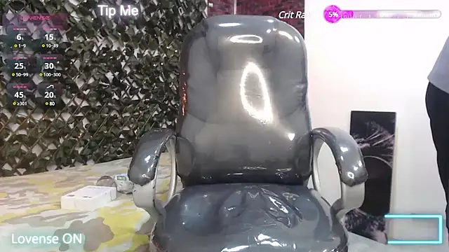 HarolddXL online show from March 22, 2025, 12:35 pm