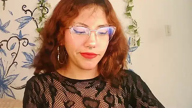 Snapshot of zoe_ch_ chatting on February 18, 2026, 4:21 am zoe ch online show from February 18, 2026, 4:21 am