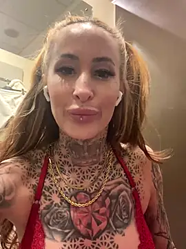 Black sweet Rose online show from December 15, 2025, 11:38 am