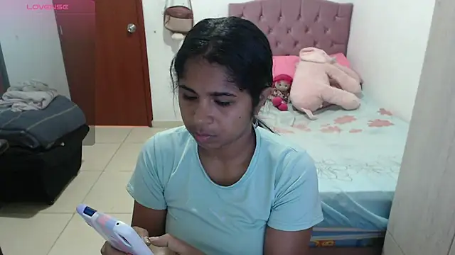 july-feria online show from November 22, 2025, 4:50 pm