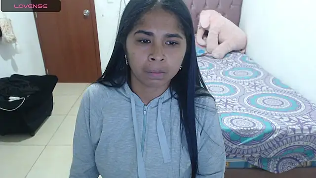 Snapshot of july-feria chatting on February 25, 2025, 8:21 pm july-feria online show from February 25, 2025, 8:21 pm
