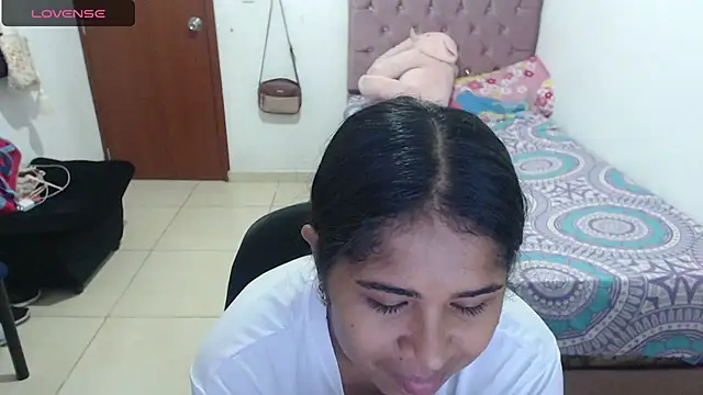 Snapshot of july-feria chatting on February 28, 2025, 10:50 pm july-feria online show from February 28, 2025, 10:50 pm