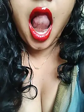 Snapshot of Haseena_Baby chatting on June 28, 2026, 6:52 am Haseena Baby online show from June 28, 2026, 6:52 am