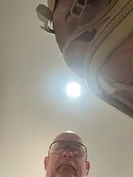 Snapshot of carlospingalinda chatting on March 11, 2025, 10:20 pm carlospingalinda online show from March 11, 2025, 10:20 pm