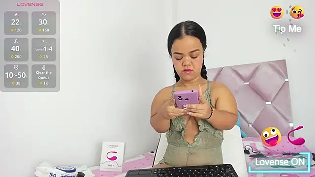 AnieRey online show from March 17, 2026, 11:35 am