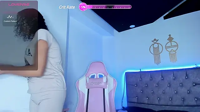 BrigitteRoy  online show from March 7, 2025, 7:05 pm