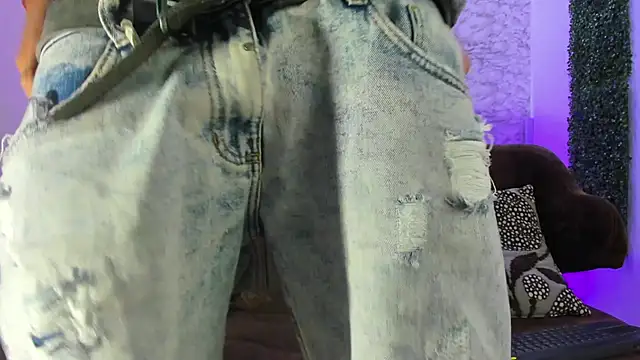 Thomass conor online show from November 7, 2025, 11:41 pm