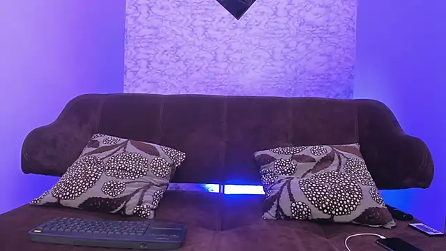 Thomass conor online show from February 25, 2025, 3:53 pm