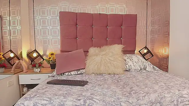 victoriapalmerfg online show from March 5, 2025, 11:16 pm