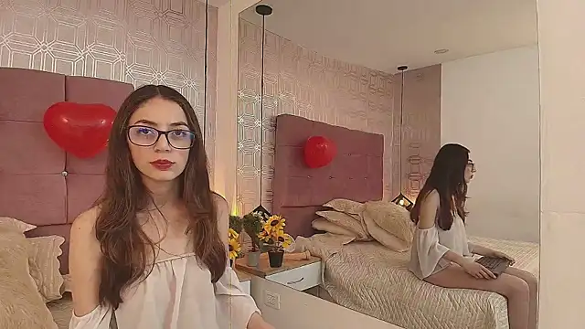 victoriapalmerfg online show from February 18, 2025, 2:27 am