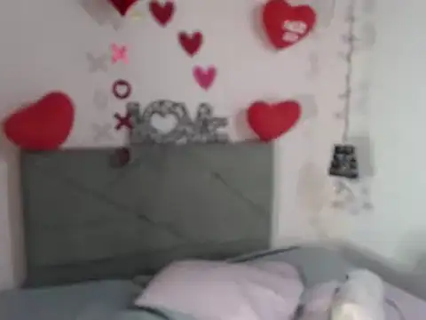 Snapshot of esmeralda-bk chatting on February 27, 2025, 1:52 am esmeralda-bk online show from February 27, 2025, 1:52 am