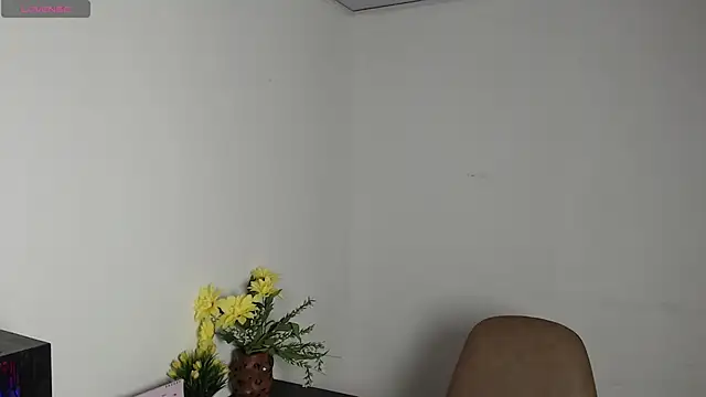 esmeralda-bk online show from January 13, 2026, 8:24 pm