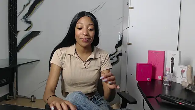 Snapshot of esmeralda-bk chatting on September 29, 2025, 9:53 pm esmeralda-bk online show from September 29, 2025, 9:53 pm
