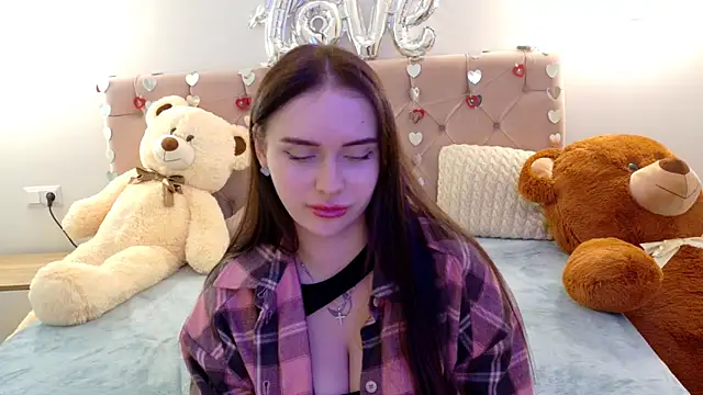 Snapshot of Lilliana_Moon chatting on February 28, 2026, 9:42 am Lilliana Moon online show from February 28, 2026, 9:42 am