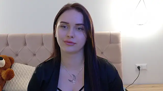 Lilliana Moon online show from March 18, 2025, 3:44 pm