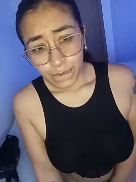 AnonymousGirl online show from May 13, 2026, 1:18 pm