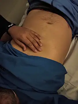 Snapshot of Inglphons chatting on February 15, 2026, 6:47 am Inglphons online show from February 15, 2026, 6:47 am