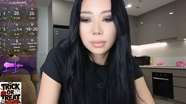 Snapshot of asianqueeny chatting on November 1, 2025, 9:41 pm asianqueeny online show from November 1, 2025, 9:41 pm