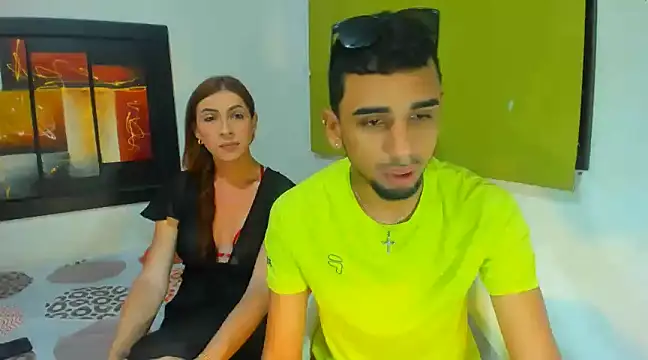 sweethoneytsx online show from March 14, 2025, 2:31 am