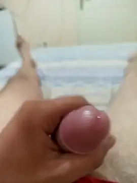 xristoss11 online show from October 2, 2025, 12:19 pm