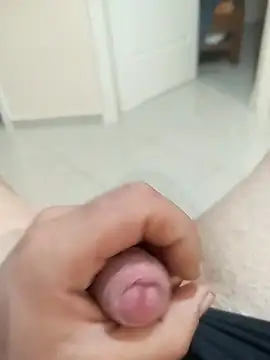 xristoss11 online show from March 2, 2025, 2:47 pm