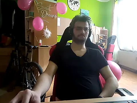 Snapshot of stary-w-kalesonach chatting on March 4, 2025, 9:51 am stary-w-kalesonach online show from March 4, 2025, 9:51 am