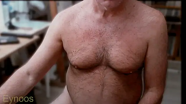 Eynoos  online show from September 15, 2025, 8:20 pm