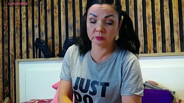 Tory Lovi online show from December 16, 2025, 10:41 am