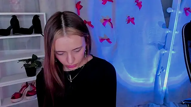 Snapshot of Sahara_Shields chatting on February 22, 2025, 4:51 pm Sahara Shields online show from February 22, 2025, 4:51 pm